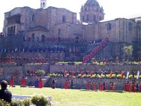 Inti-Raymi-Fest vor Coricancha