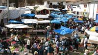 Sonntagsmarkt in Pisaq