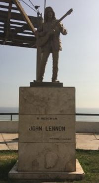 John-Lennon-Statue in Lima