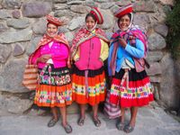 Junge Peruanerinnen aus der N&auml;he von Cusco